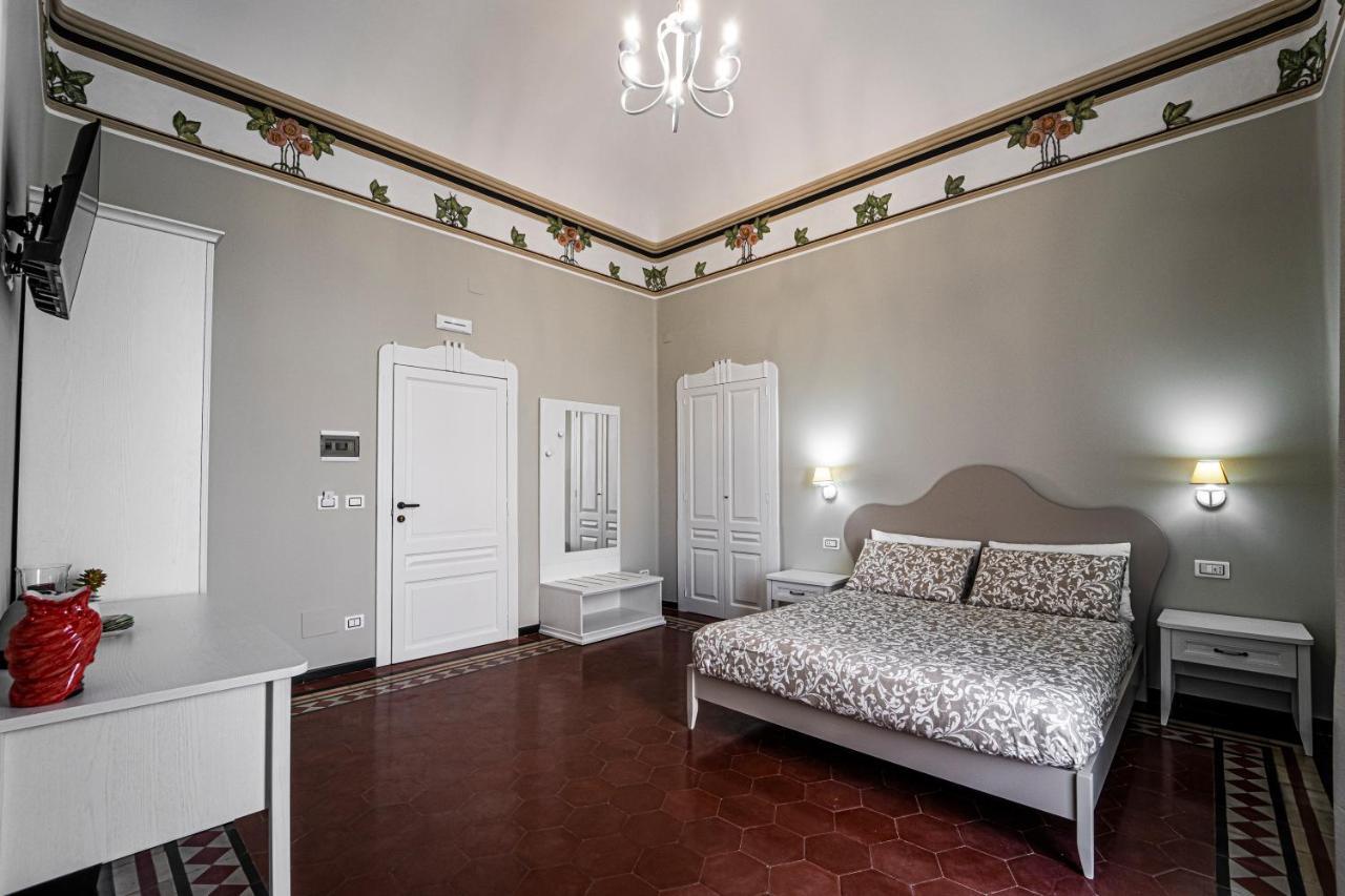Gli Specchi Di Archimede Bed & Breakfast Syracuse Bagian luar foto
