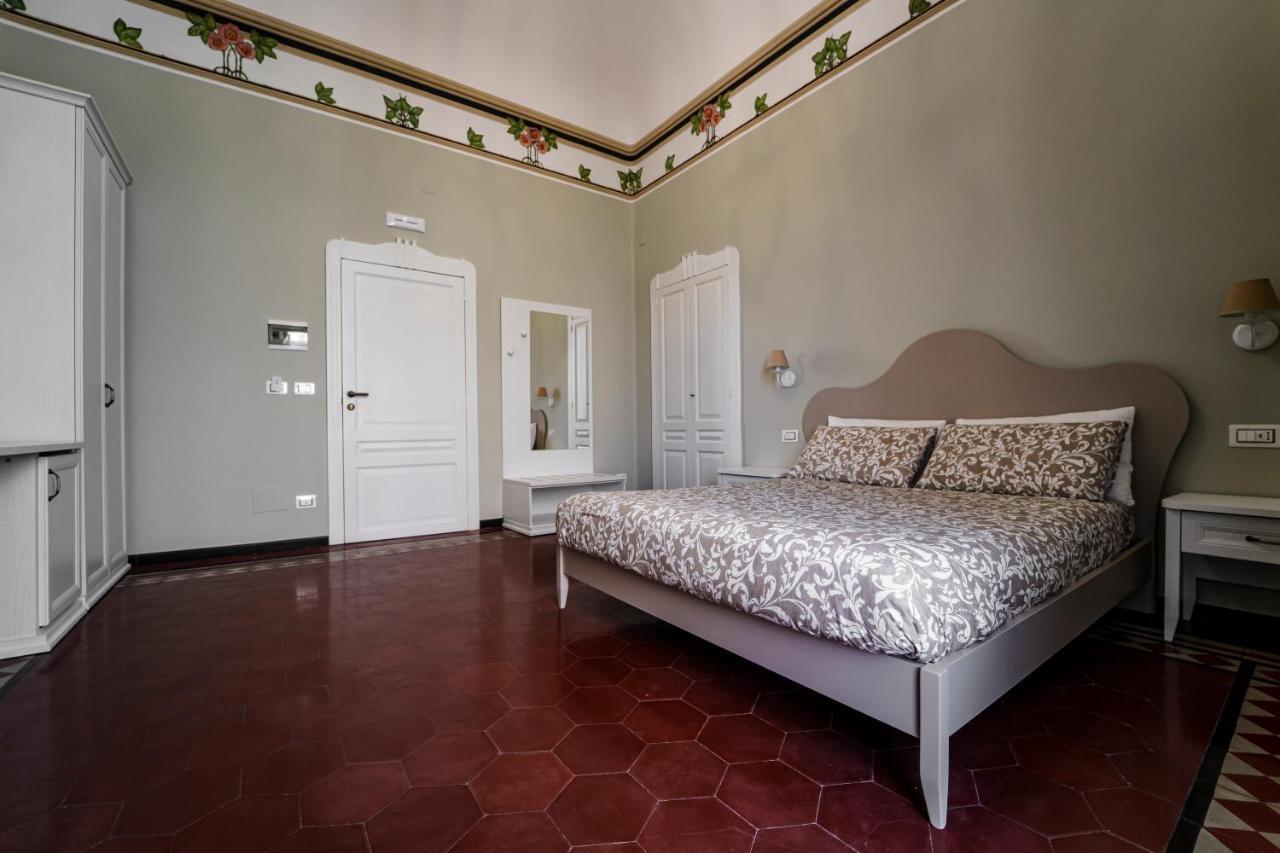 Gli Specchi Di Archimede Bed & Breakfast Syracuse Bagian luar foto