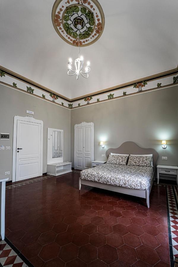 Gli Specchi Di Archimede Bed & Breakfast Syracuse Bagian luar foto